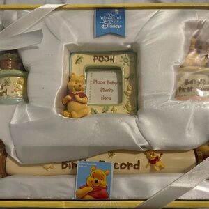 Walt Disney Winnie the Pooh Keepsake Gift Set